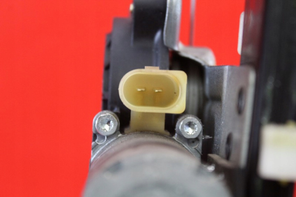 фото №6, Підйомник скло лівий задня 119971-xxx volvo v70 2 ii lift 04-08