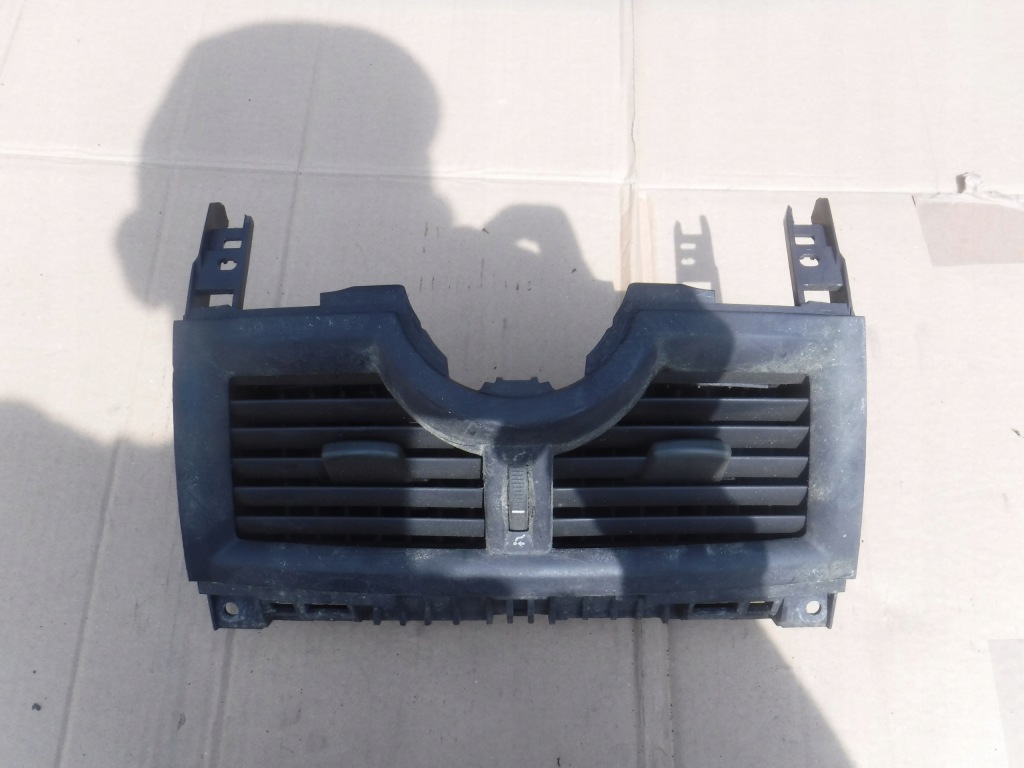 фото №1, Решётки обдув средний renault megane ii