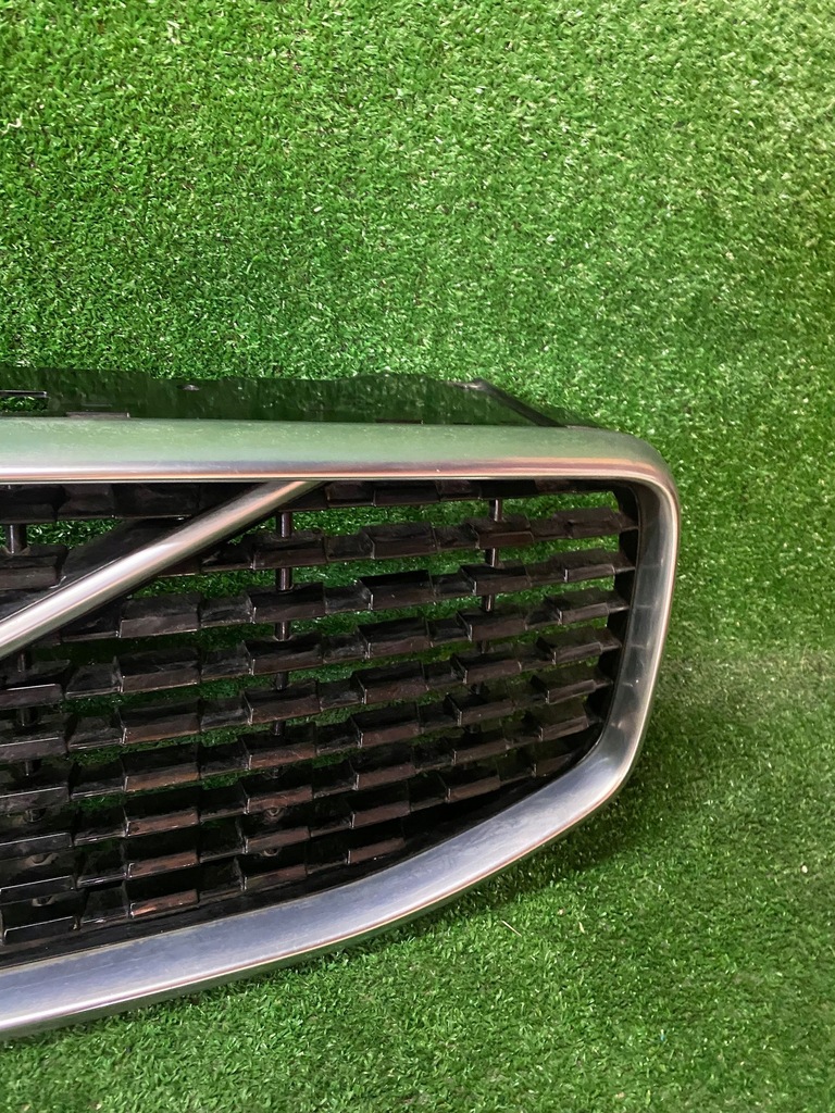 фото №4, Решітка радіатора решітка радіатора радіатора volvo xc60 ii r-design