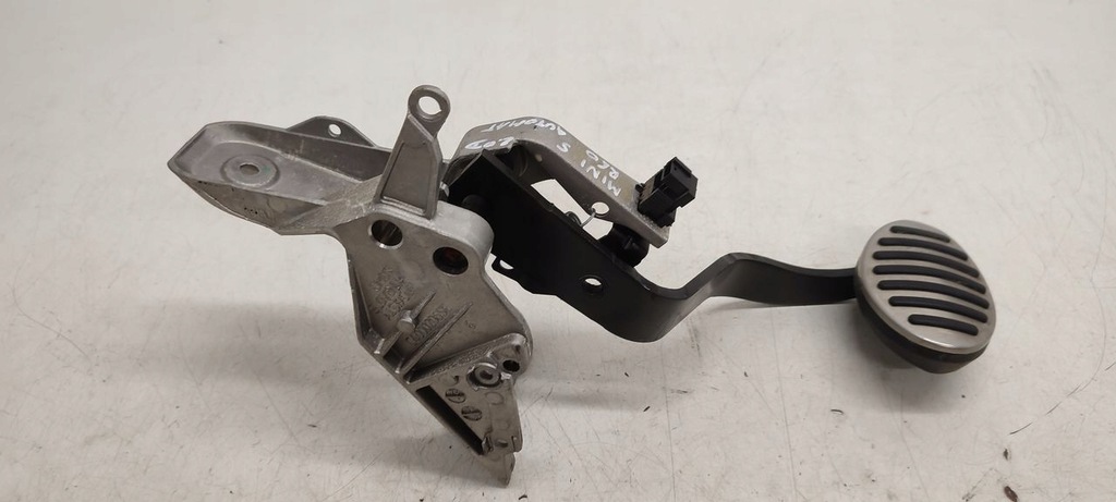 фото №2, Педаль тормоза mini cooper r60 countryman 2,0d