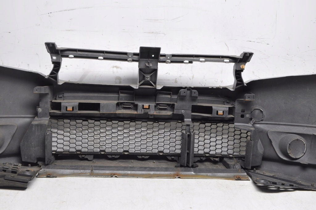 фото №13, Dacia logan mcv ii бампер перед передний