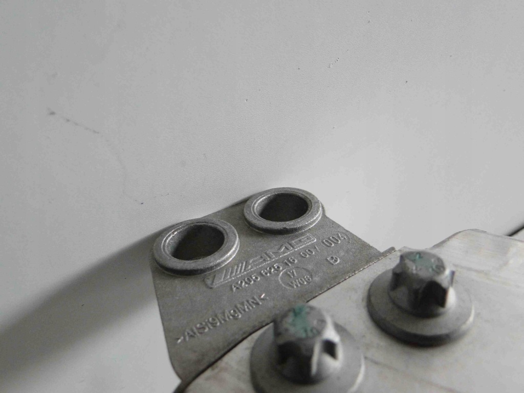 фото №8, Mercedes c klasa w205 amg pas передний усилитель