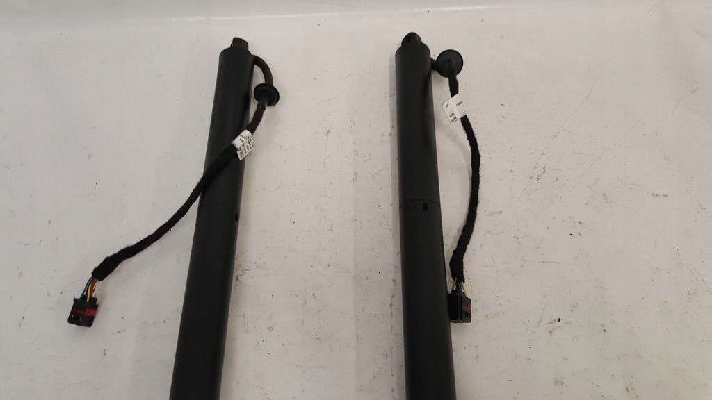 фото №5, Porsche macan привод амортизатор крышки задняя 14-23