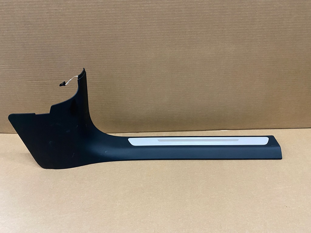 фото №1, Audi a8 4h молдинг порог правая перед подсвеченная