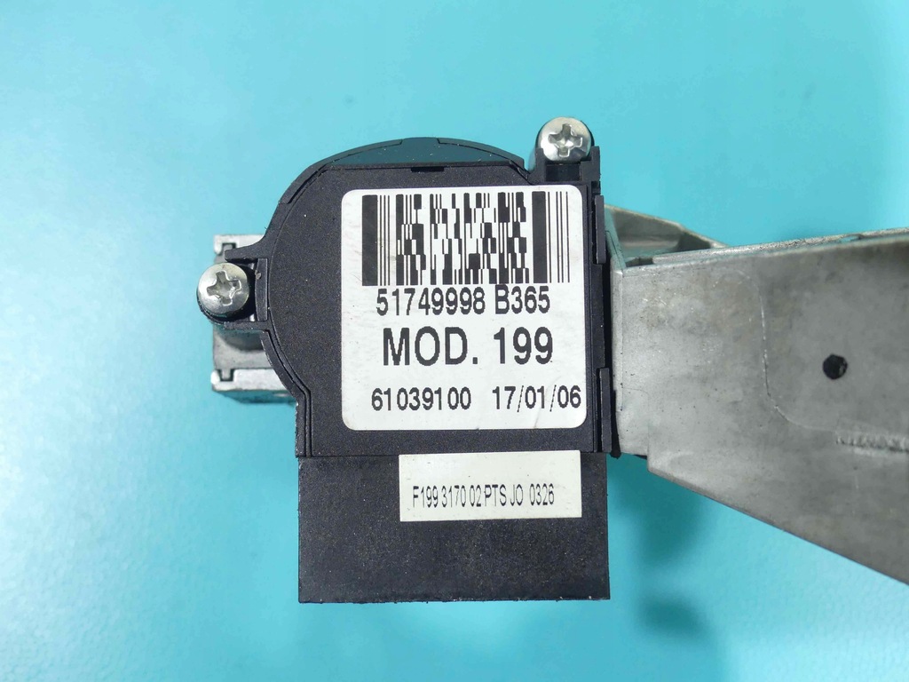 фото №12, Бортовой компьютер набор fiat grande punto 51784957 1.4