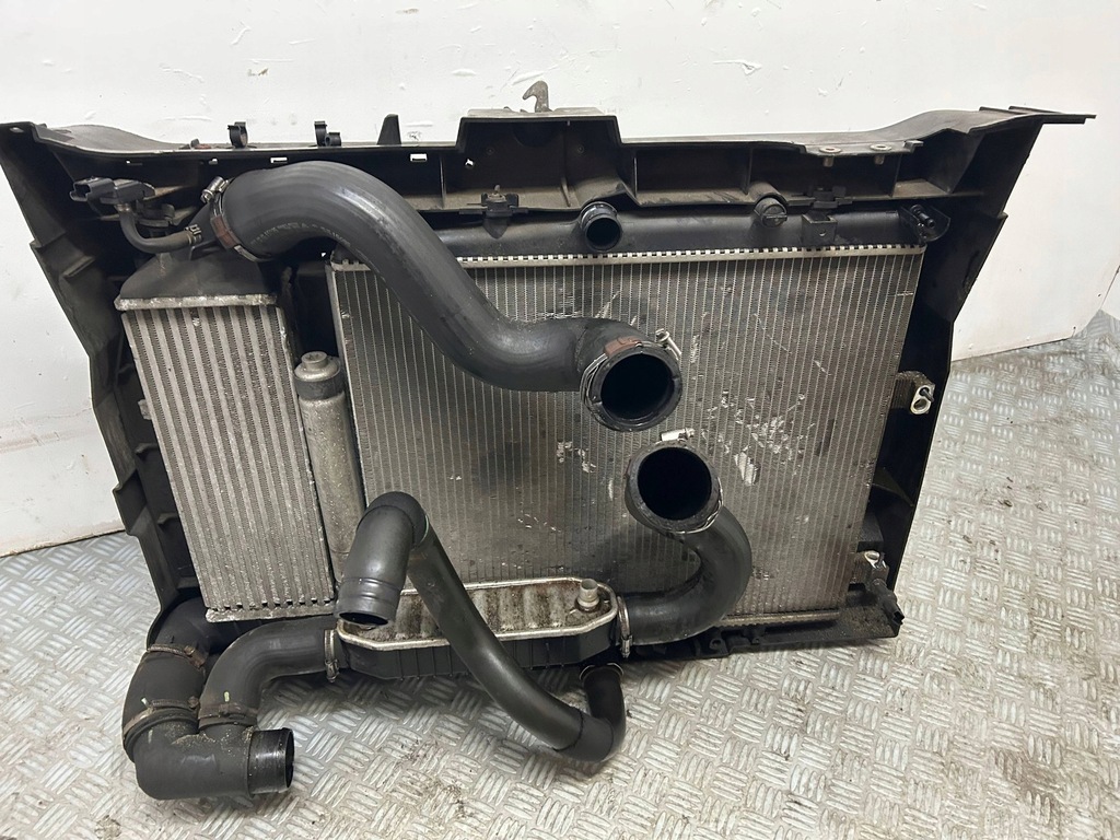 фото №9, Pas передний радиатор комплект lancia phedra c8 ulysse peugeot 807 2.2