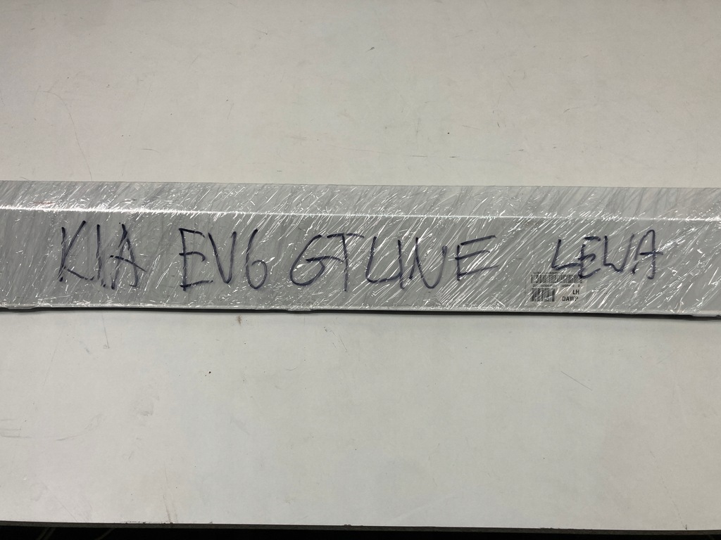 фото №15, Молдинг порог левая kia ev6 gt line