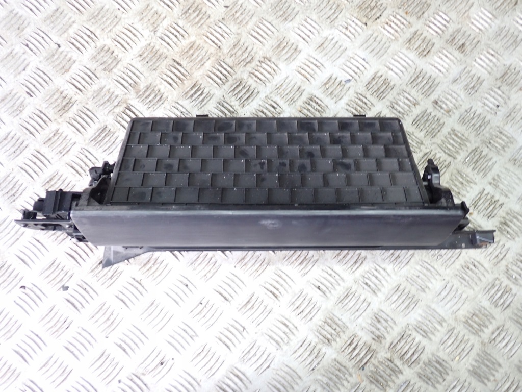 фото №12, Бардачок панели ford f150 2021-