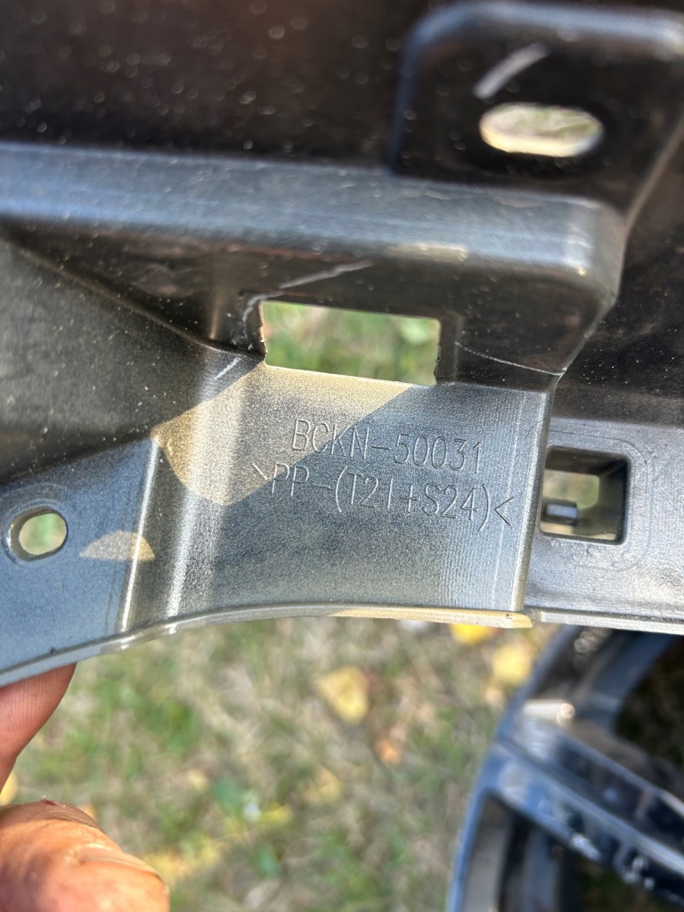 Mazda 3 iii 19- бампер передний перед bckn-50031 pdc с Разборки