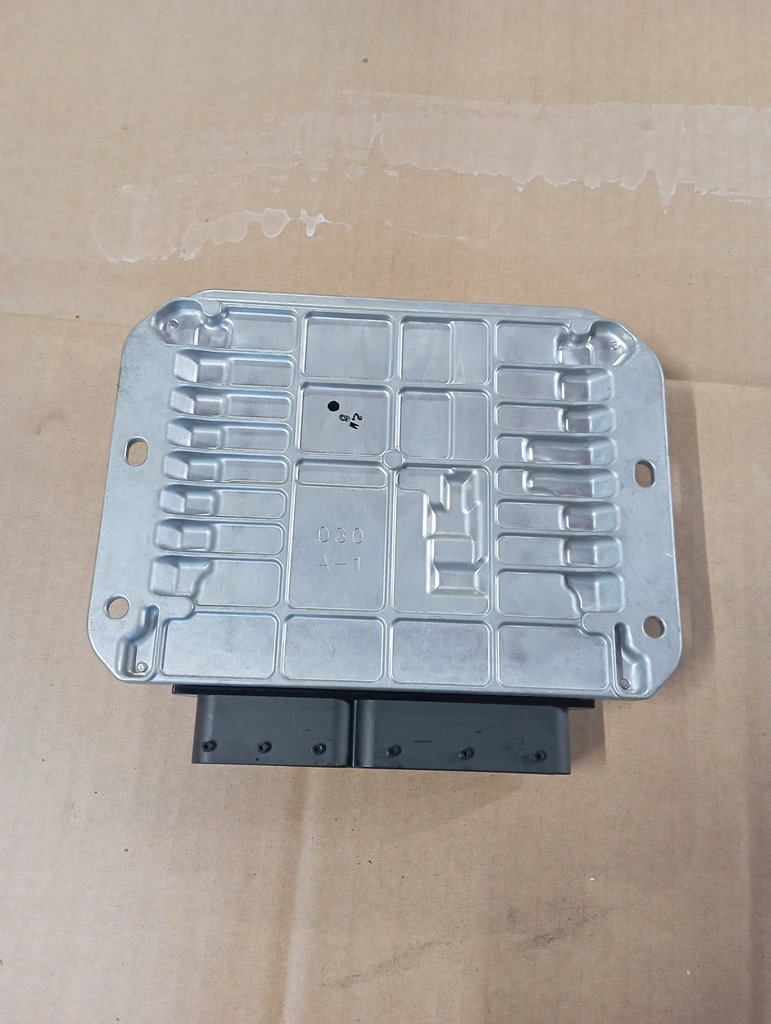 фото №4, Mazda 6 ii 2 2.2 d блок управления бортовой компьютер двигателя r2bg18881a