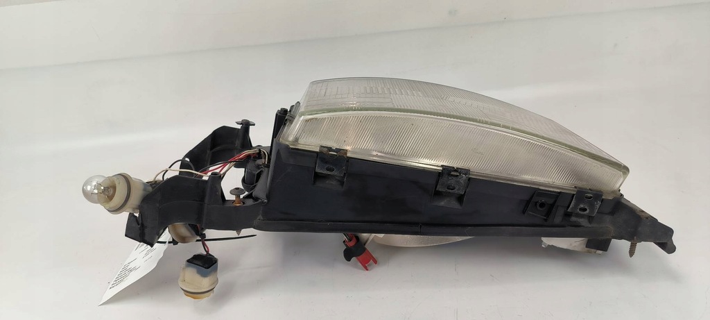 фото №7, Лампа правая перед 1732510 scania r 420 r420