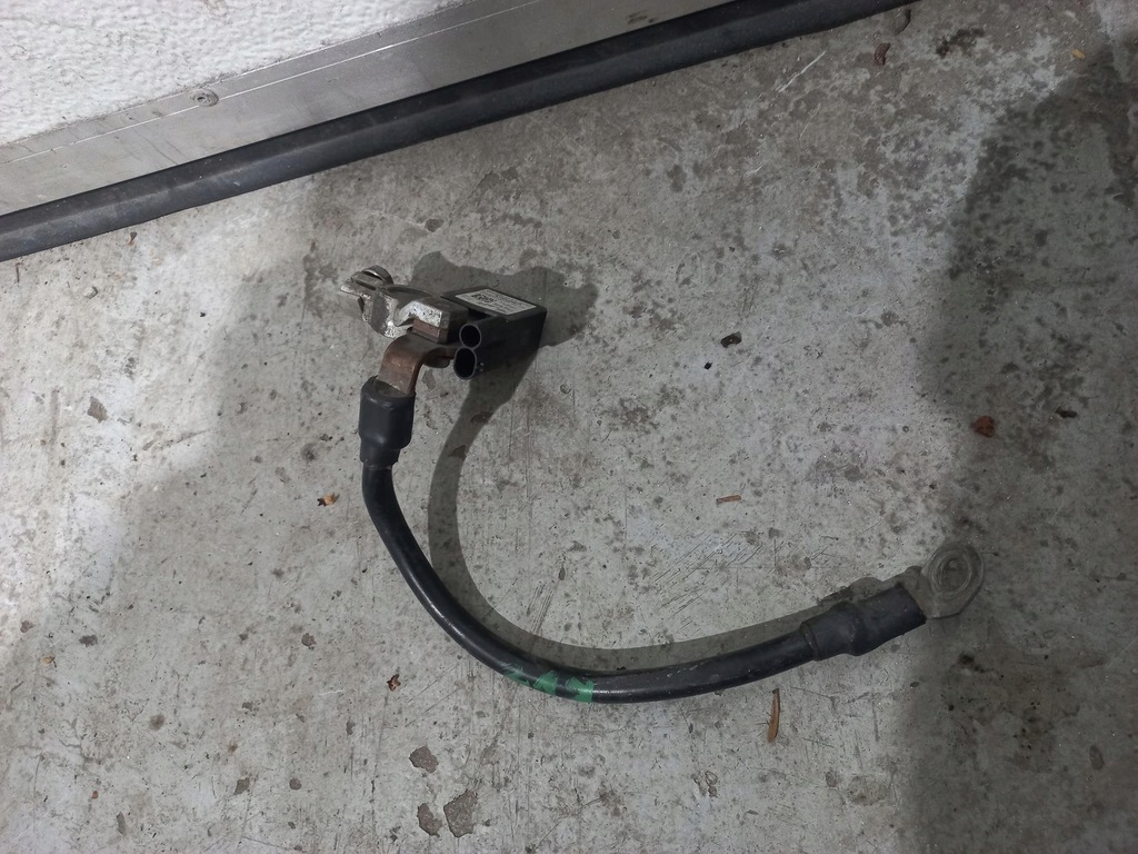 фото №1, Клемма минусовая mercedes w212 2.2 cdi europa