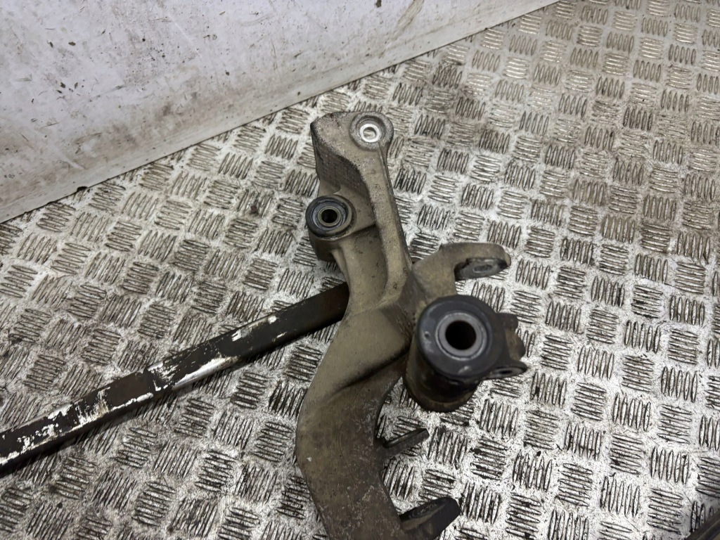 Подрамник задние porsche 911 996 с Разборки