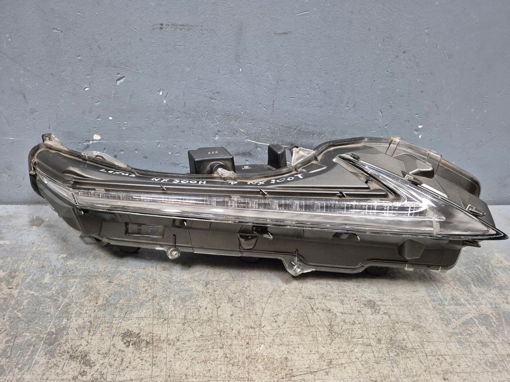 фото №1, Лампа правий перед drl lexus nx300h