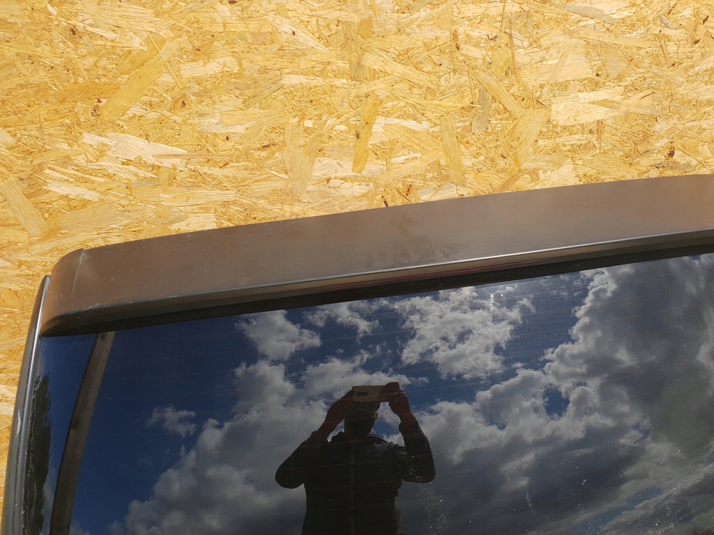 фото №4, Крышка багажника багажника audi q7 4l обклеена