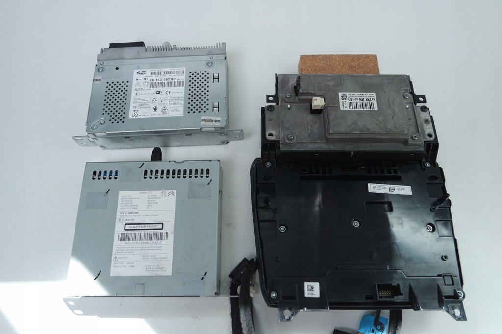 фото №8, Радио навигация дисплей навигации citroen c4 ii b7 ds4