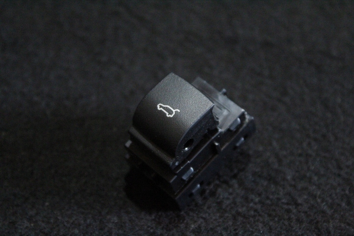 фото №1, Перемикач відкривання кришки bmw f25 x3 f26 x4