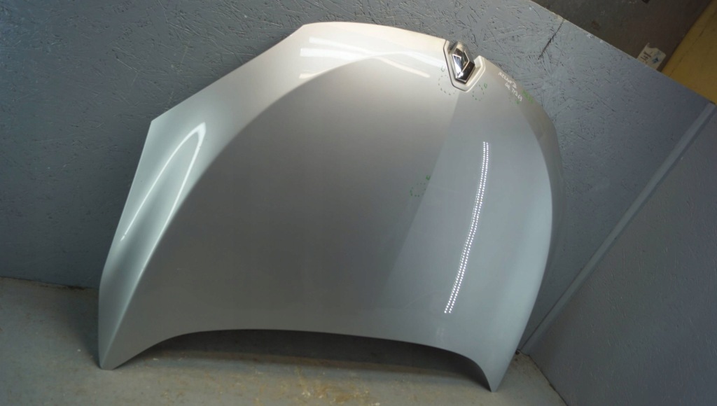 Renault megane 3 капот кришка двигуна ted69 m677 Оригінал