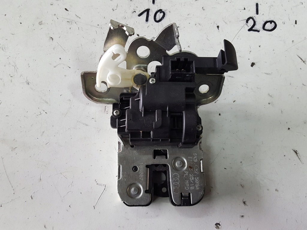 фото №1, Audi a5 8t sportback замок кришки багажника задня