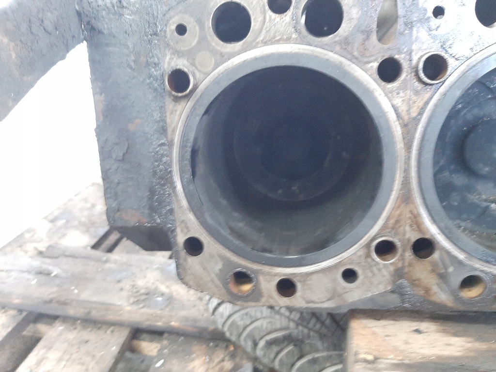 фото №14, Man tga 26.360 euro 3 03r блок двигуна вали поршні d2866 lf27 51011013340