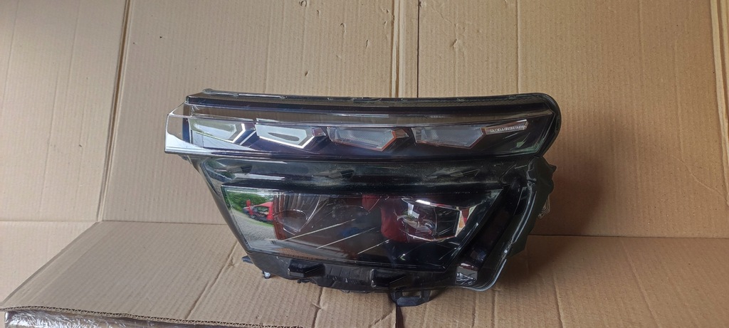 фото №1, Лампа перед skoda kamiq 658