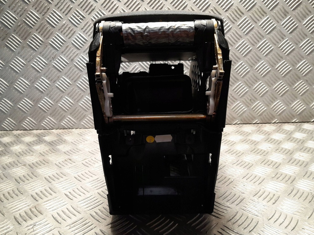 фото №14, Vw golf v подлокотник средний 1k0864251a