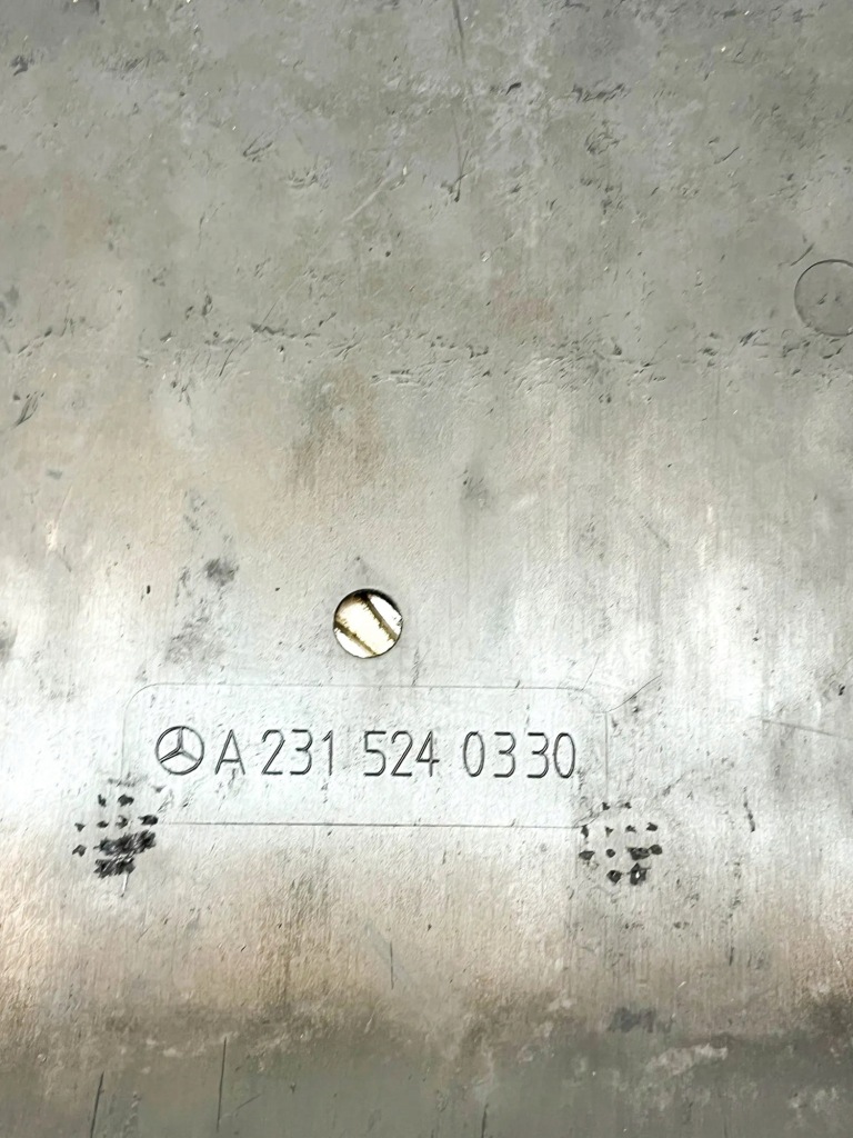 Защита двигателя mercedes-benz sl r231 2315240330 30642938 4.7l 324kw 2013 Оригинал