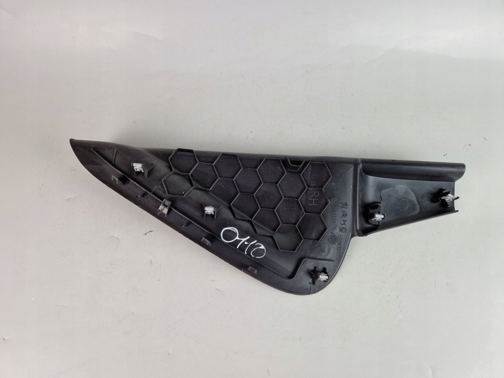 Заглушка боковая панели приборной панели citroen c3 aircross 13463333 с Разборки