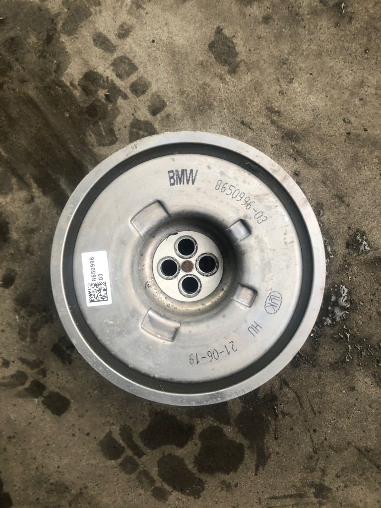 фото №1, Bmw 2 f22 шкив 8650996 3.000km
