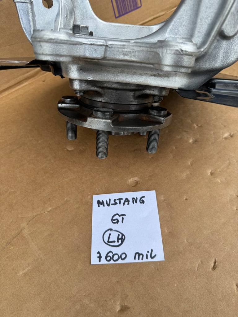 фото №7, Ford mustang gt задняя левая поворотный кулак 2015+