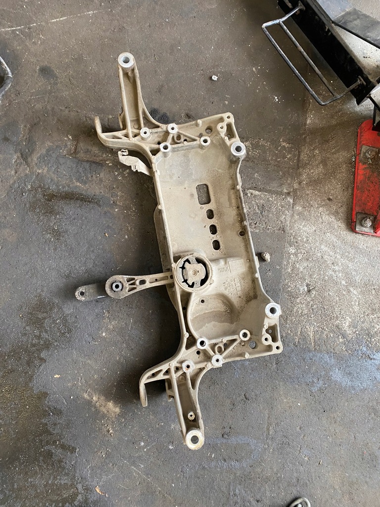 фото №1, Vw балка подвеска подрамник 3c0199369f