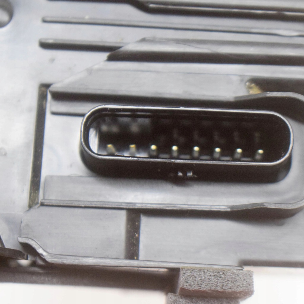 фото №6, Land rover range rover velar 2020 правая сторона замок дверь задних