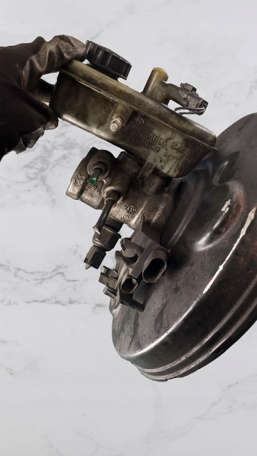 фото №2, Підсилювач гальм гальма renault laguna 1.9dci 02r