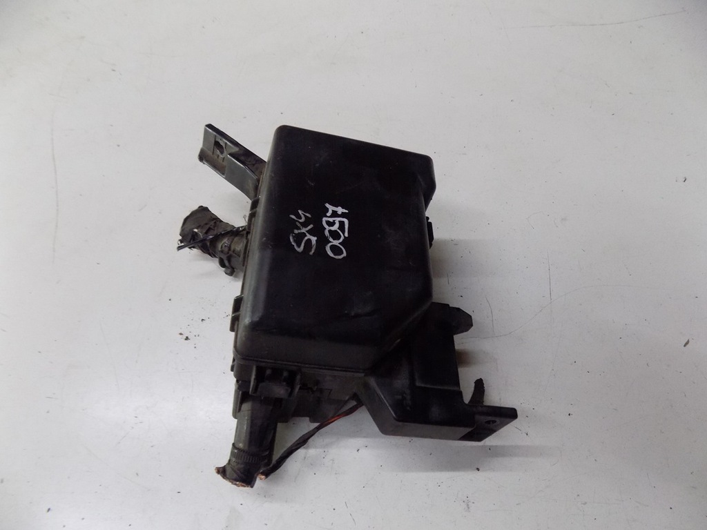 фото №7, Suzuki sx4 1.9 коробка предохранителей 79j01