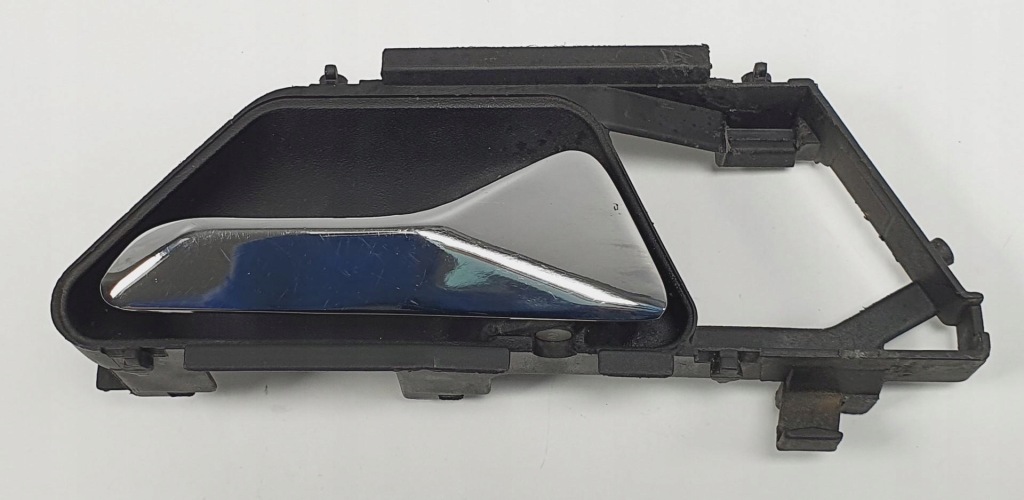 Купити Ручка двері права mercedes w124 купе 1247600661