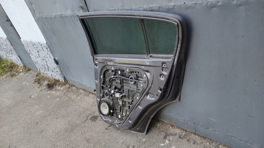 фото №9, Kia sportage iv двері правий задня задні скло молдинг