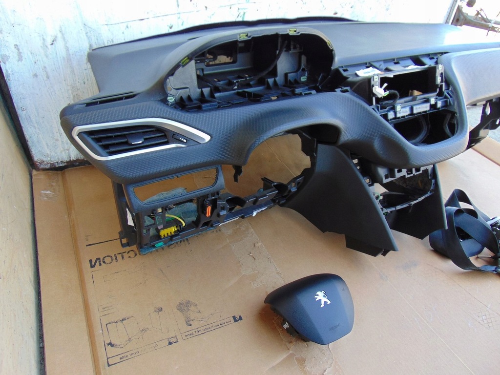 фото №5, Консоль подушки безопасности подушка безопасности peugeot 2008 1 europa оригинал