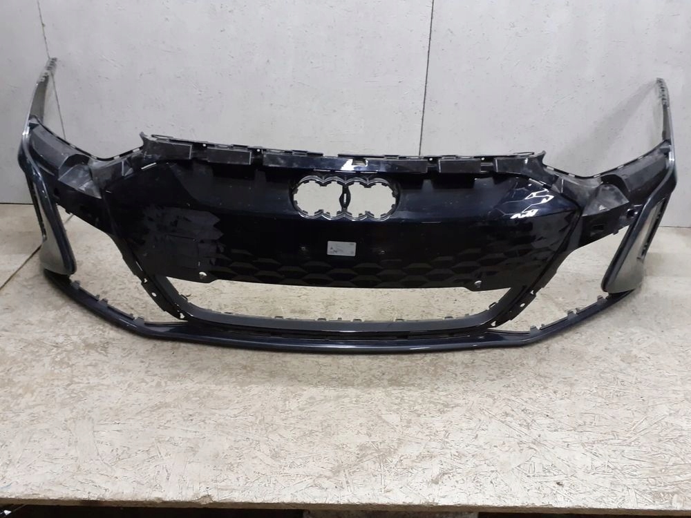 фото №1, Бампер передний перед audi e-tron gt rs 4j3