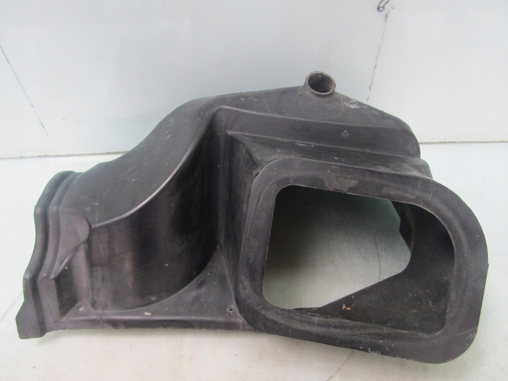 фото №1, Mercedes vito w638 98r 2.2 cdi впуск повітрозабірник труба повітря трубка a6388310105