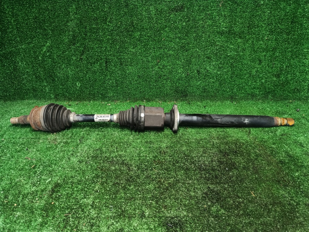 Купити Opel astra j gtc 2.0 cdti привідний вал права 13335157