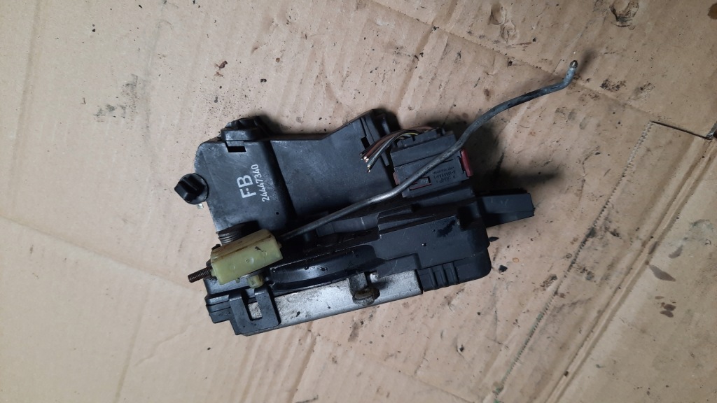 фото №1, Замок левый перед opel vectra c 2.2d 03r