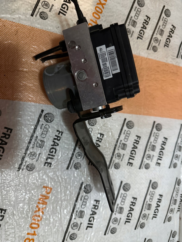 фото №1, Насос abs kia ceed iii proceed j7589-36800