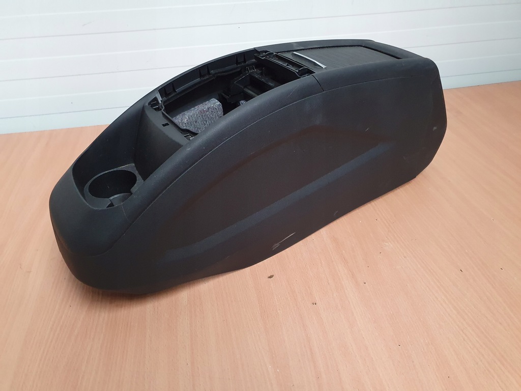 фото №7, Туннель подлокотник citroen c4 picasso ii 9677280477