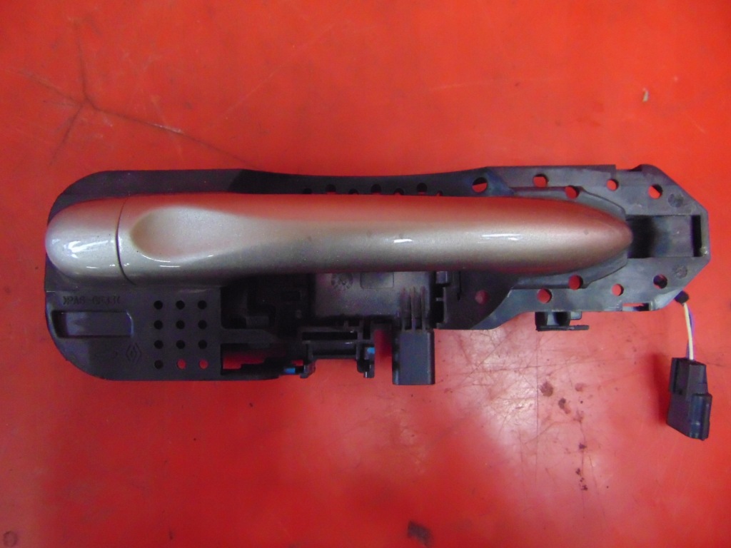 фото №1, Renault latitude 10- ручка двері права перед