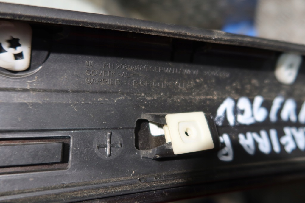 фото №7, Zafira c защита молдинг стекло стойка левая правая lh20808479 rh20808480