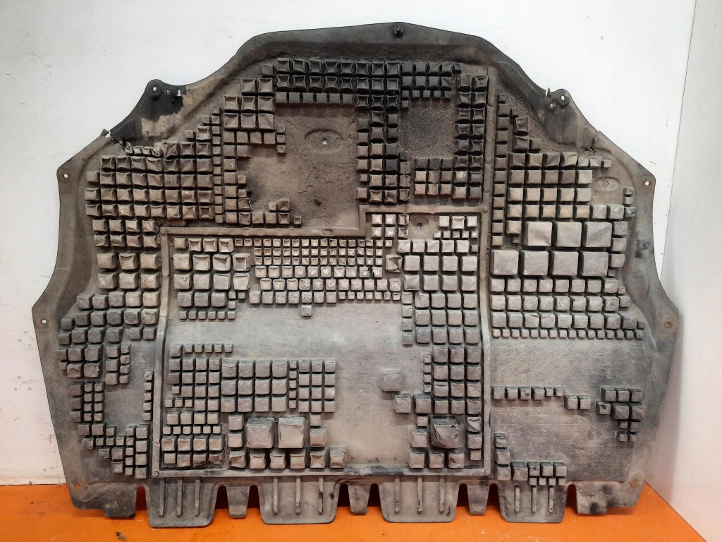 фото №7, Skoda fabia ii 10-14 защита пластиковая подвеска pod двигатель 6q0825237ab 1026