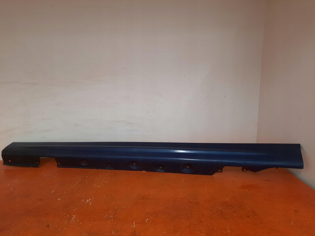 фото №1, Bmw 318 e46 01-06 молдинг левая порог левый topasblau металлик