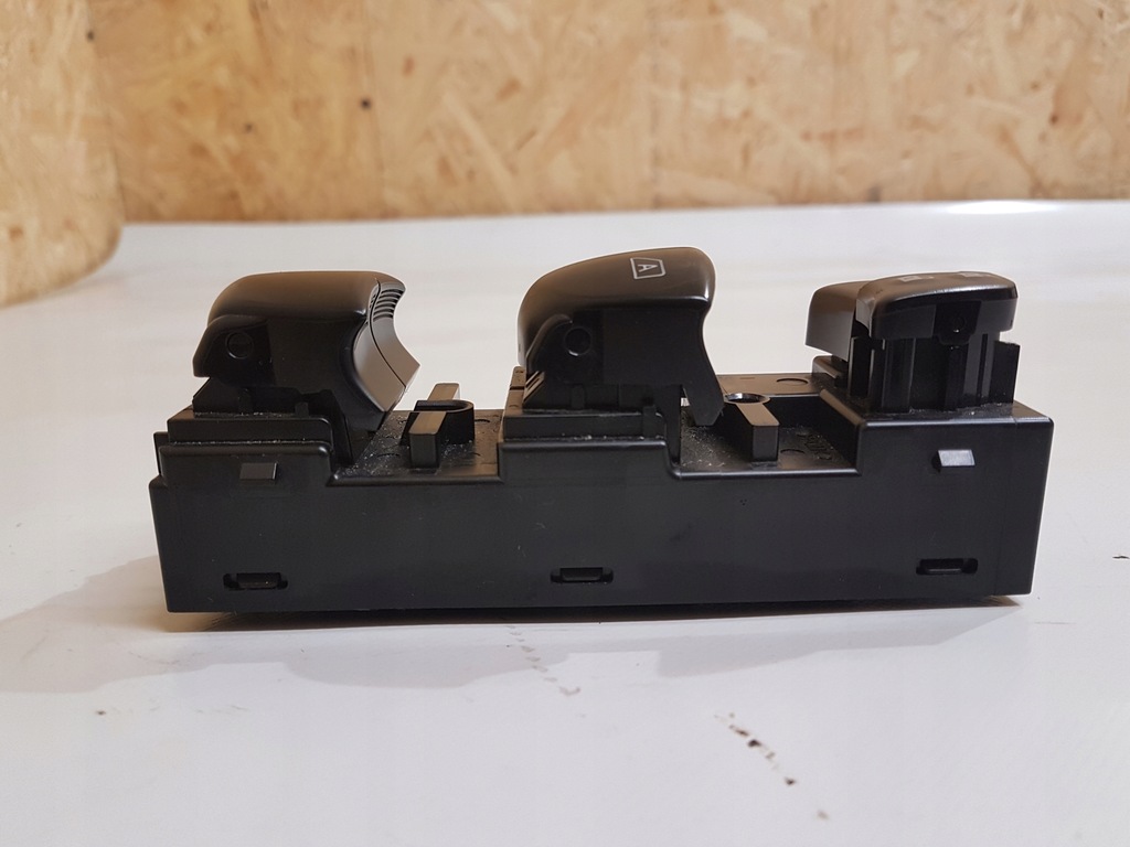 фото №10, Nissan оригінальний номер 25401-1kk5e