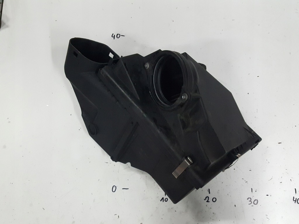 фото №1, Bmw 3 e92 e93 e90 3.0 d корпус фільтра повітря