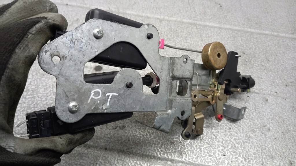 фото №1, Замок правый задняя дверь раздвижных peugeot 807 04r